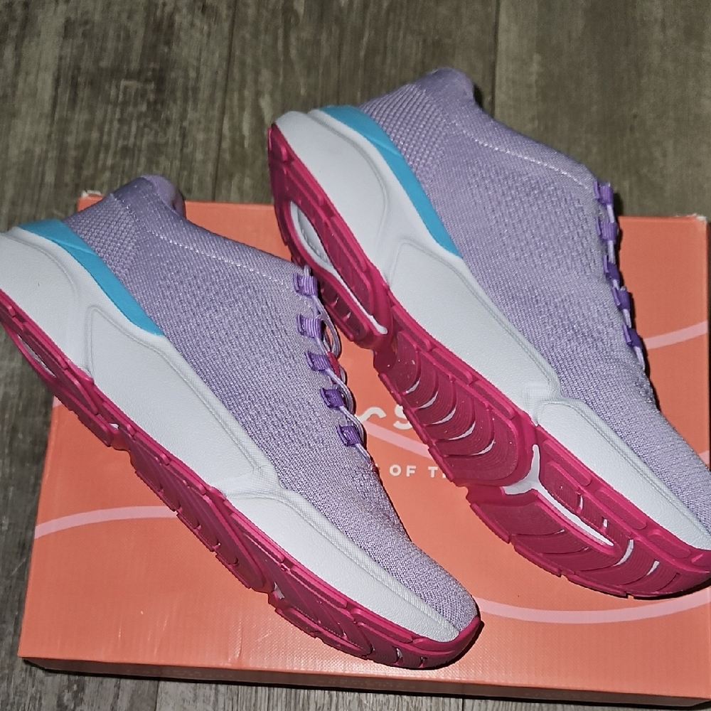 Easy Spirit Purple and Red Sneakers - Picture 2 of 6